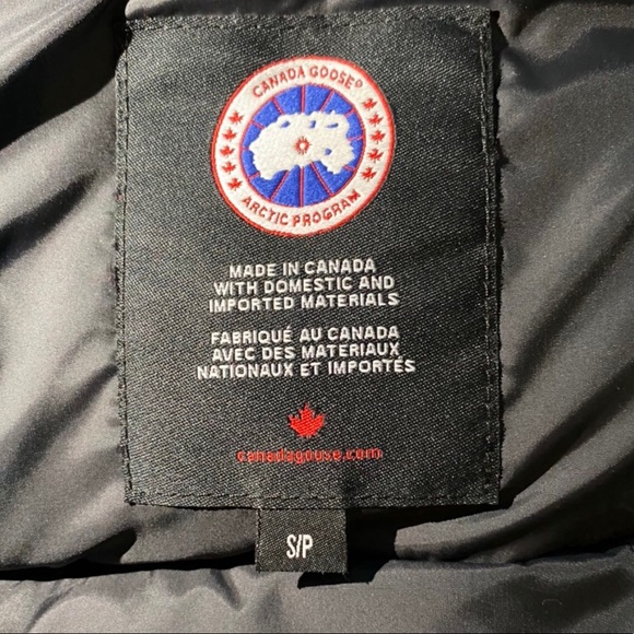 Canada Goose Vest - Picture 3 of 4